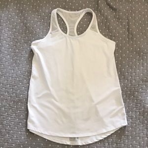 Fabletics tank top 🧘🏼‍♀️